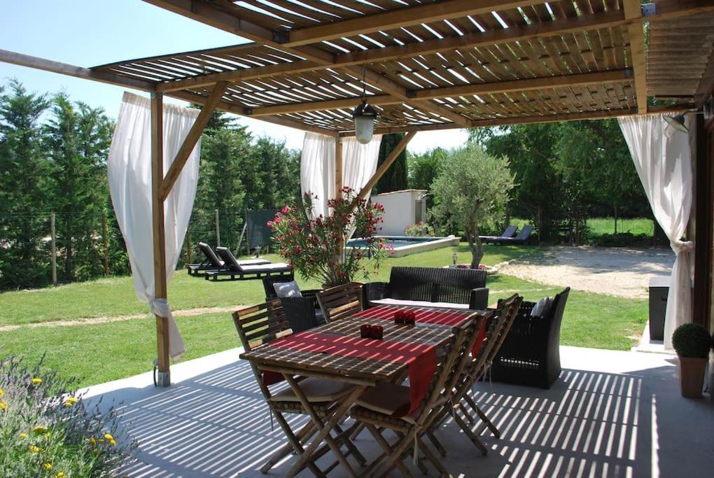 Le Cabanon Tendance Du Luberon Merindol Ngoại thất bức ảnh